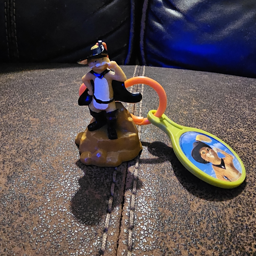 Carl's Jr. 2004 SHREK 2 Puss N Boots Christmas Ornament
